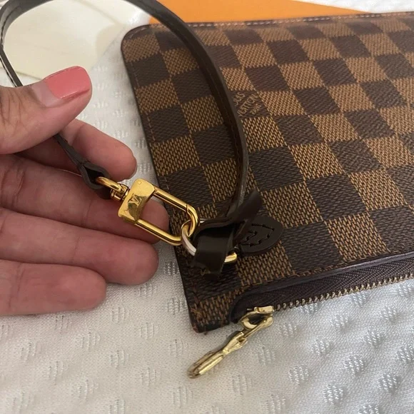❌❌❌SOLD❌❌❌Louis Vuitton Neverfull pouch - Picture 8 of 16